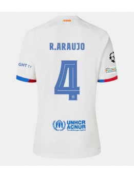 Moški Nogometna dresi replika Barcelona Ronald Araujo #4 Gostujoči 2023-24 Kratek rokav